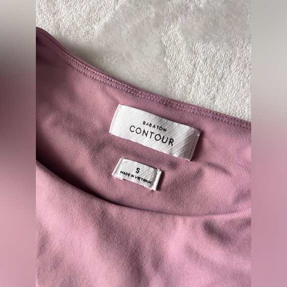 Aritzia Contour Crew Long sleeve Bodysuit - Picture 4 of 4